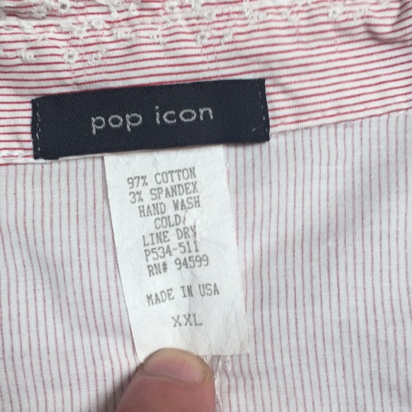 Women’s XXL pop icon button down dress shirt - Picture 2 of 6